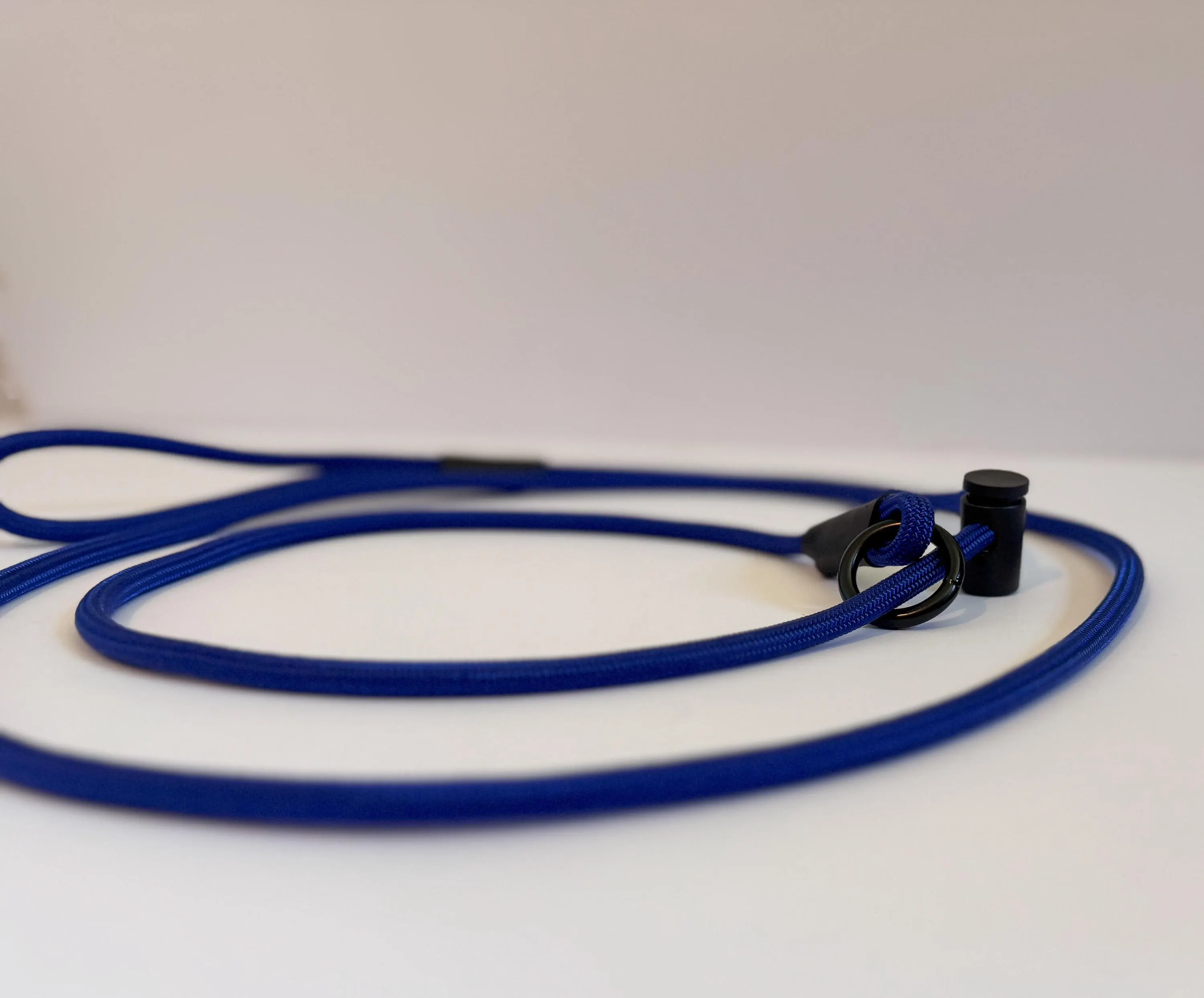 Handmade Paracord Slip Leash w/ O-Ring, Hardware Detail thumbnail